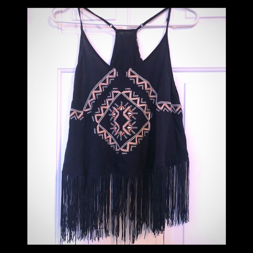 Buckle tank